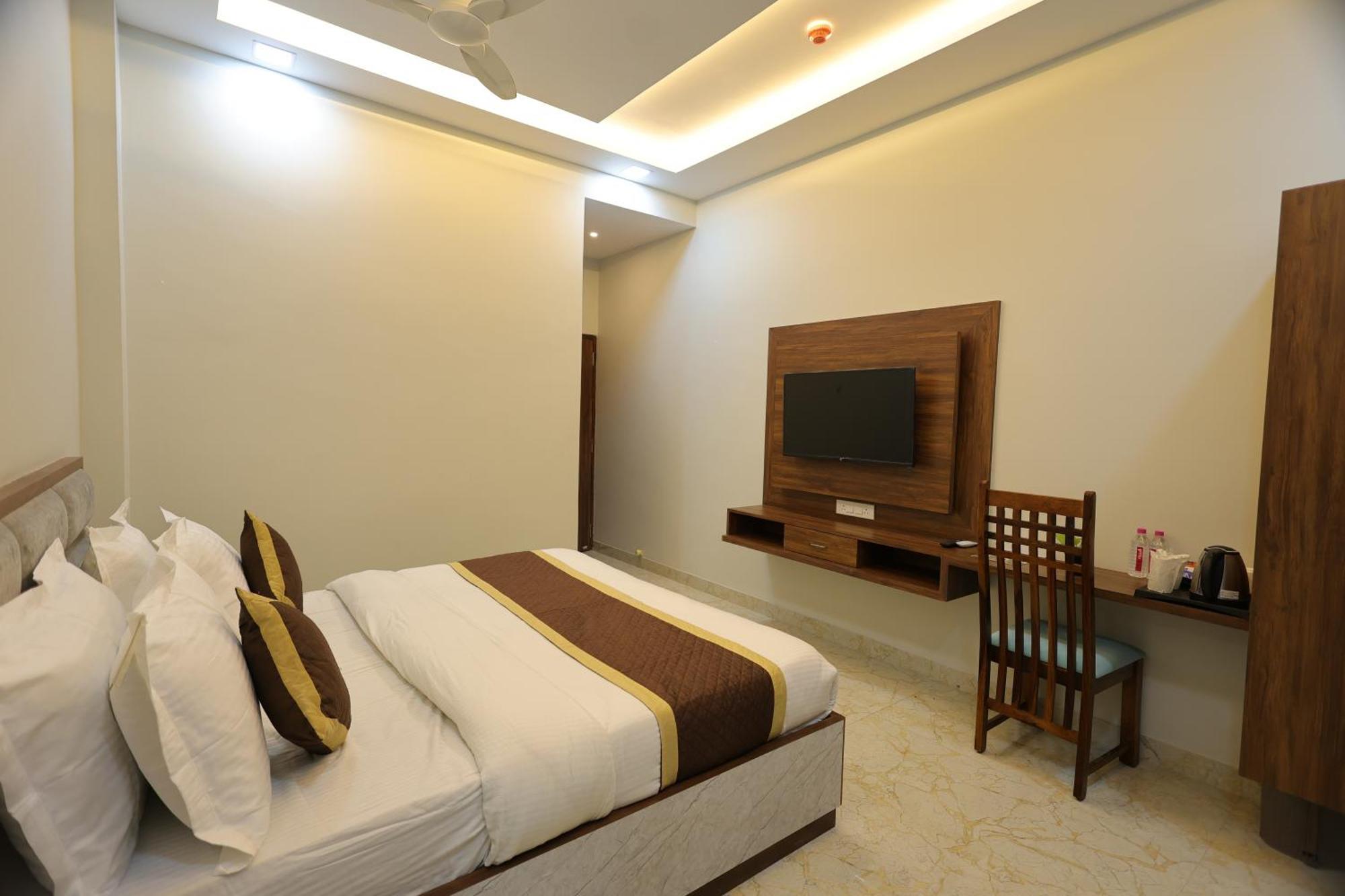 Manas Resort By Rudrakshi Udaipur Esterno foto